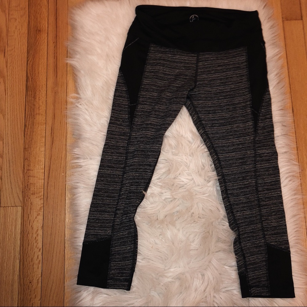 Capri Workout Leggings